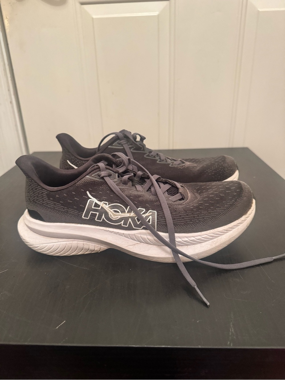 Hoka Mach 6 Black White Womens Size US 8